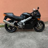 Honda VFR 800 - 2000