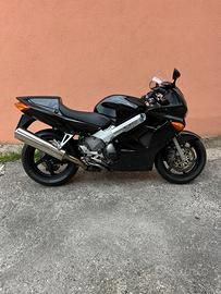 Honda VFR 800 - 2000