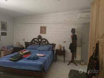 Guidonia trilocale con 2 balconi