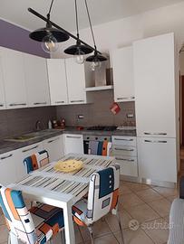 BILO 200mt mare-centro box auto resede privato