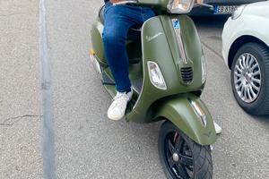 Vespa sprint S
