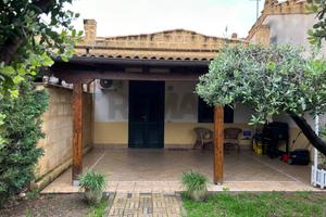 Villa a schiera - Campofelice di Roccella