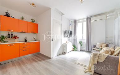 MONOLOCALE RISTRUTTURATO IN PORTA VENEZIA