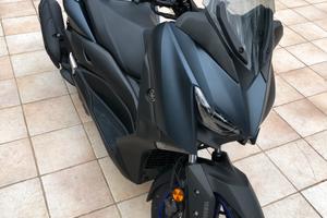 Xmax 125