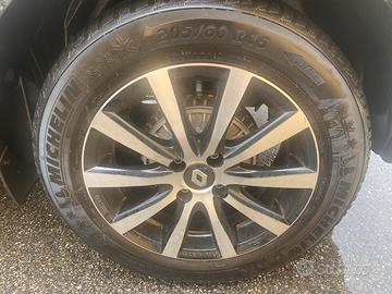 Gomme Michelin invernali+cerchi 205/60/16 Renault