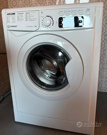 Lavatrice Indesit 8 kg ancora in garanzia!