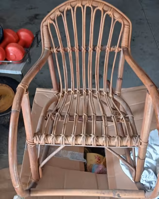 Sedia dondolo vintage  per bambini degli anni 60