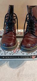 Anfibi bordeaux n. 38