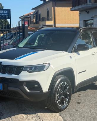 Jeep Compass 1.3 Turbo T4 240cv PHEV 4xe Trailhawk