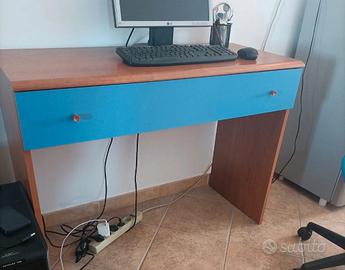 scrivania ciliegio/blu