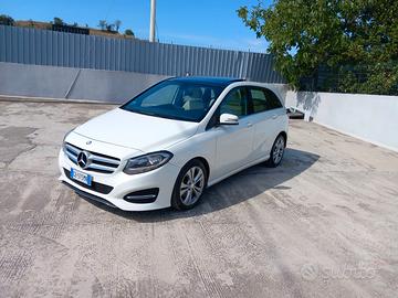 MERCEDES - BENZ 2015