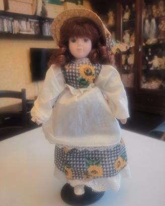 bambola porcellana Sunflower girl 40 cm. 