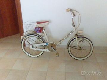 Bicicletta da donna.