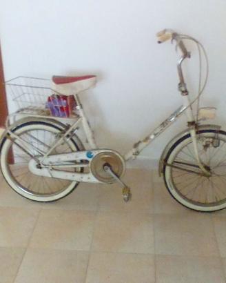 Bicicletta da donna.