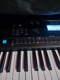 Tastiera  Yamaha  psr EW 425