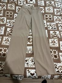 pantaloni morbini eleganti beige