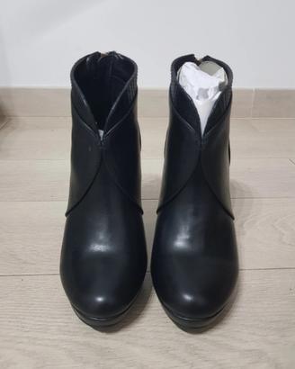 Stivaletto da donna Laura Biagiotti