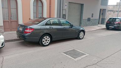 MERCEDES Classe C (W/S204) - 2011