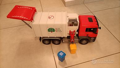 camion della spazzatura