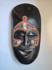 Maschera tribale africana