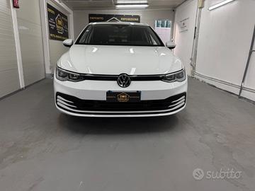 Volkswagen Golf 1.0 eTSI EVO DSG Life