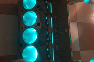 Chevy chevrolet ford v8 tavolo