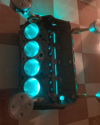 Chevy chevrolet ford v8 tavolo