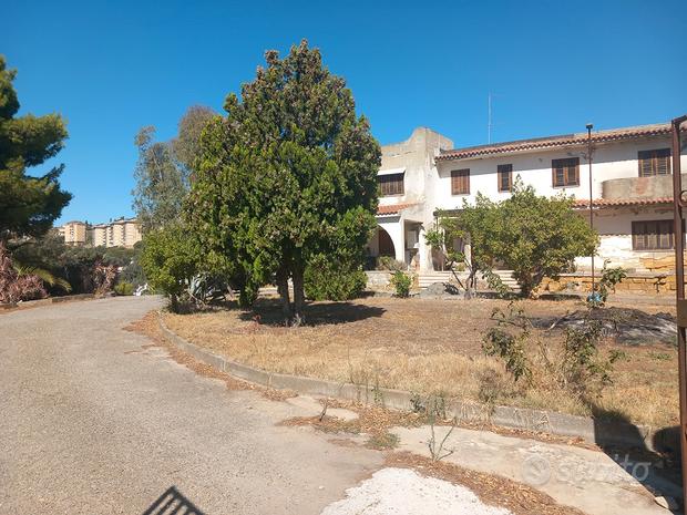 Villa zona San Luca Caltanissetta