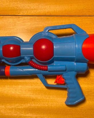 Pistola ad acqua blu e rossa per bambini