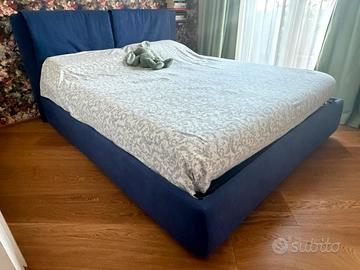 Letto matrimoniale contenitore
