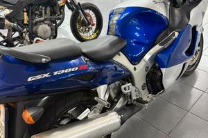 Moto Suzuki GSX Hayabusa 1300cc