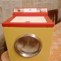 Lavatrice giocattolo Athena vintage