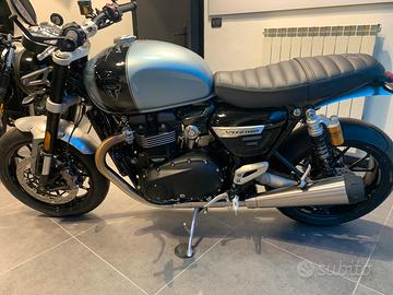 Triumph Speed Twin 1200 Breitling Edition n. 206