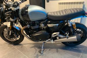Triumph Speed Twin 1200 Breitling Edition n. 206