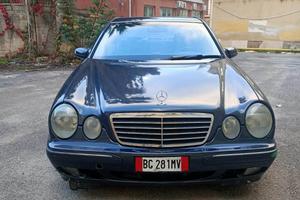 Mercedes E200 del 1999
