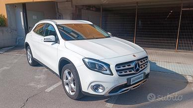 Mercedes-Benz GLA-Klasse GLA 180 d Sport 1’5 Diese