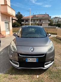 Renault Scenic 2000 compreso passaggio