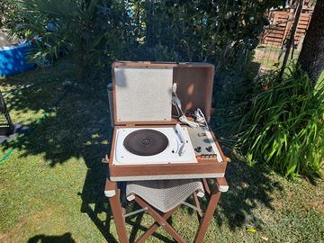 Giradischi vintage Claude a valigia