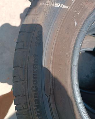 4 gomme Continental 205/r75/16c