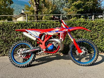 Beta RX 300 2T 2025 solo 27 ore