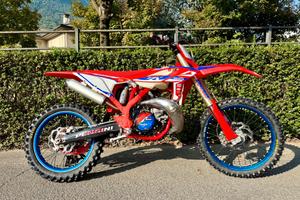 Beta RX 300 2T 2025 solo 27 ore