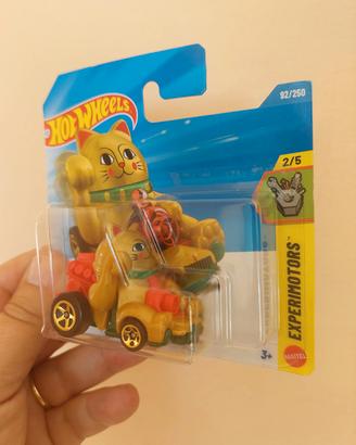 Gatto cinese dorato hotwheels 