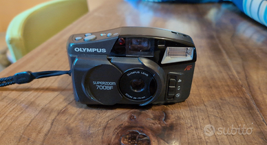 Olympus Superzoom 700 BF Fotocamera