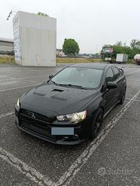 Mitsubishi Lancer Evolution 10 MR 