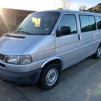 Volkswagen Multivan multi van