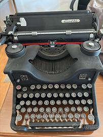 Olivetti M 40. Macchina da scrivere.