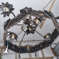 Lampadario artig. ferro battuto