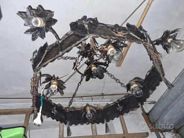 Lampadario artig. ferro battuto