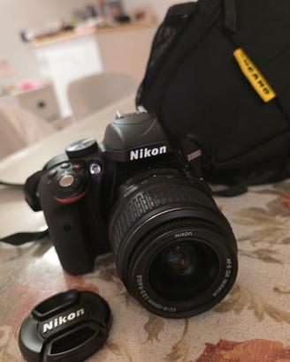 Nikon D3300 + Accessori