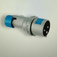 Spina CEE 2P+T cablaggio a vite IP44 16A